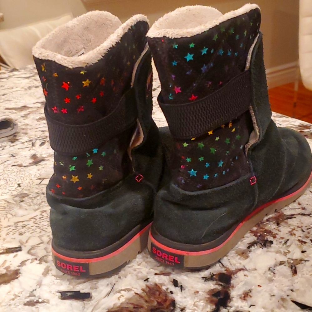 Kids Sorel boots